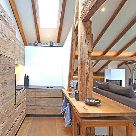 Denkmal Gutshof Bis 15 Personen Holiday home *