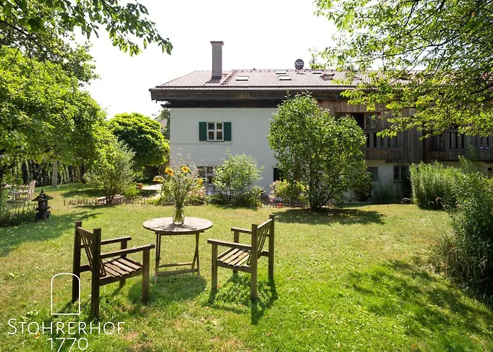 Hébergement de vacances Denkmal Gutshof Bis 15 Personen Dießen am Ammersee