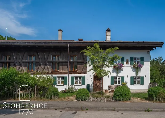 Hébergement de vacances Denkmal Gutshof Bis 15 Personen *